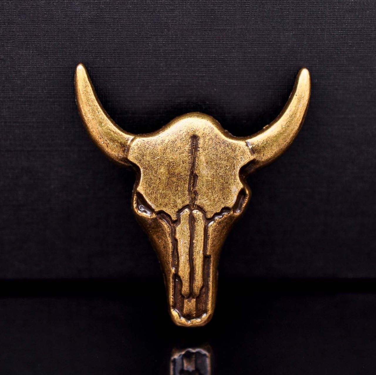 Longhorn / Büffel Concho 39 mm zum Schrauben Gold / Bronze