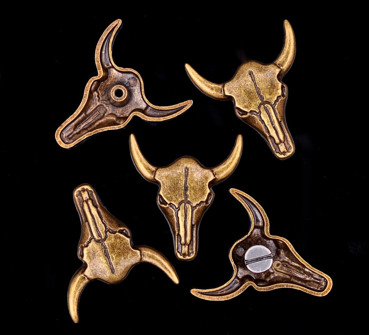 Longhorn / Büffel Concho 39 mm zum Schrauben Gold / Bronze